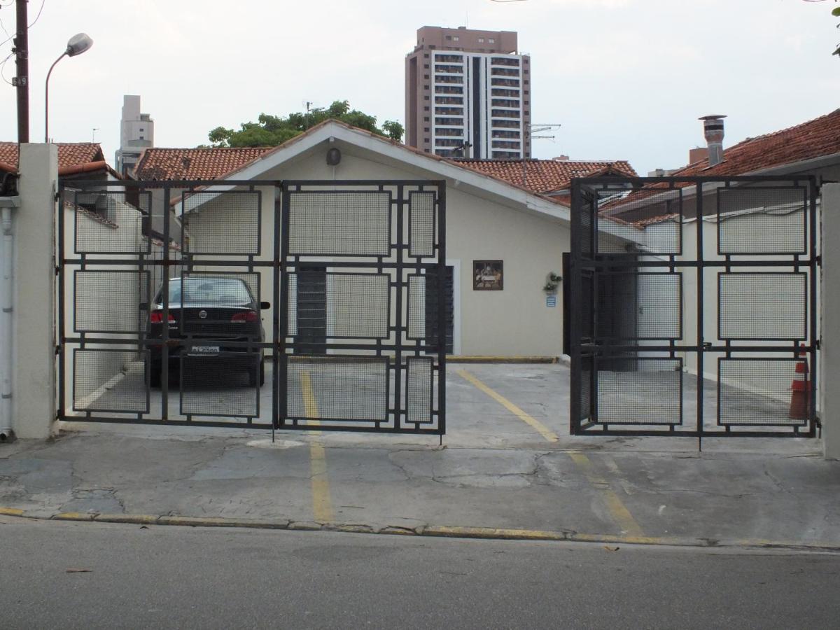 Hospedagem Henri Dunant Sao Paulo Exterior photo